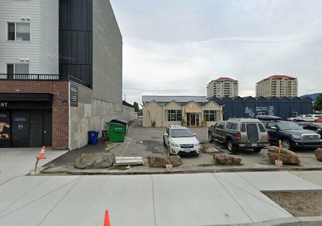 Balance Vegetarian Shop and Tea Room